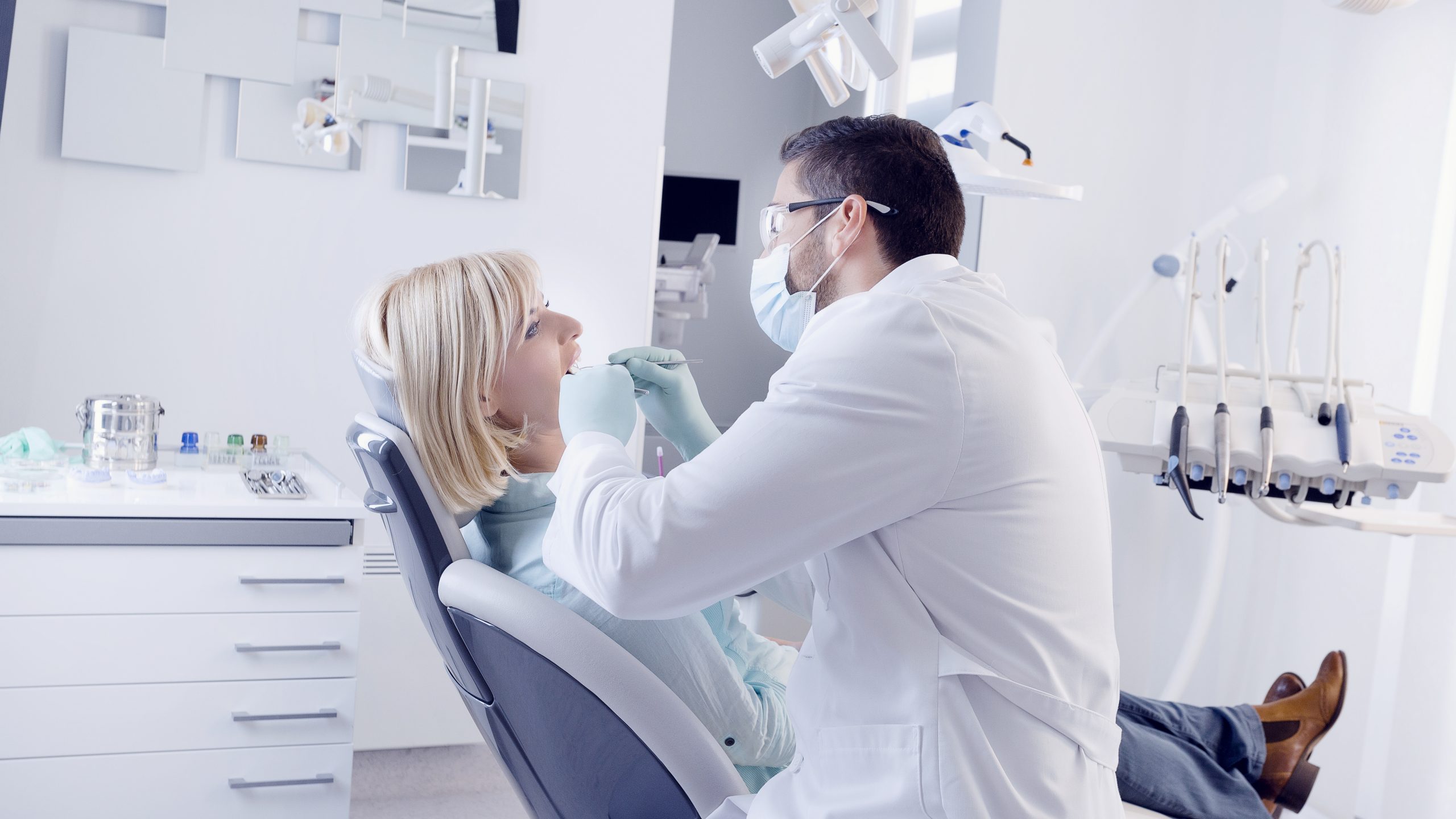 Dentist in Russellville, MO